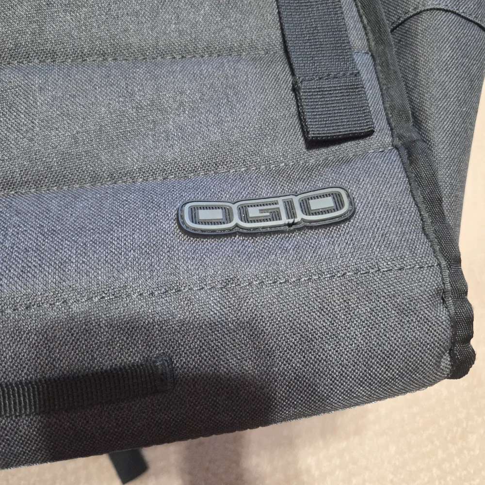 OGIO Apex Rucksack is a 17-inch computer laptop backpack Atkore‎ Logo Black